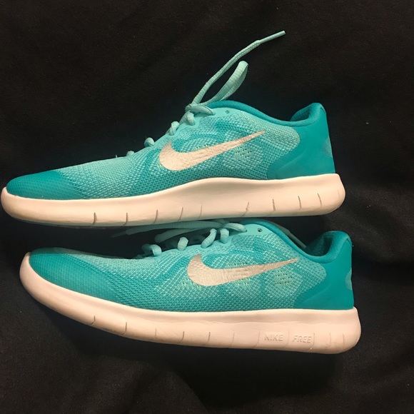 Girls Nike Free Running Shoes - Picture 5 of 7